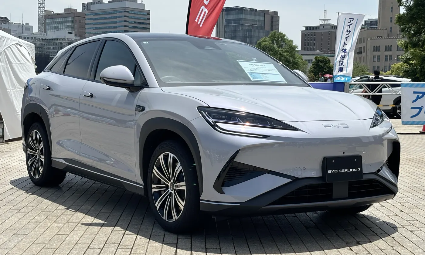 BYD Sealion 7 — SUV