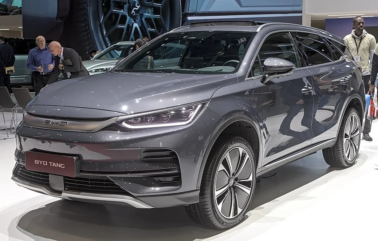 BYD Tang — SUV