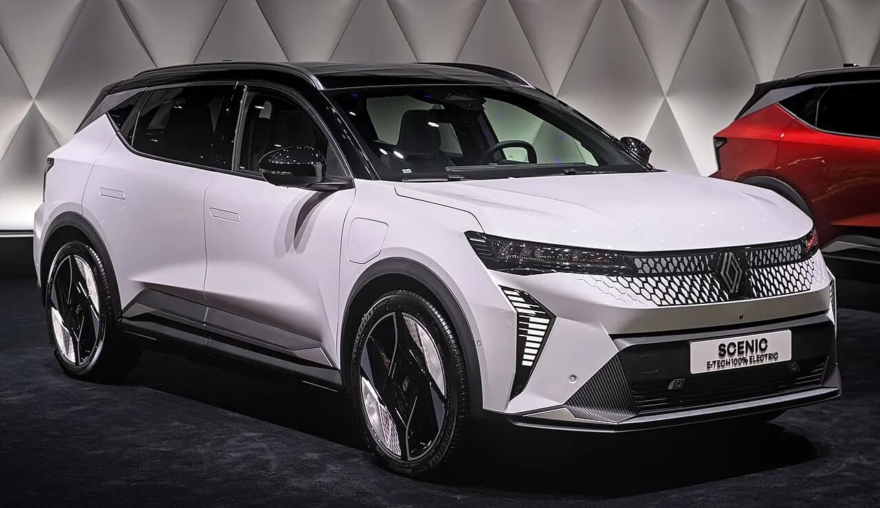 Renault Scenic E-Tech — SUV