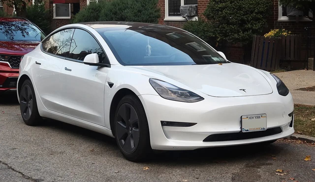 Tesla Model 3 (2019–2023) — Sedan