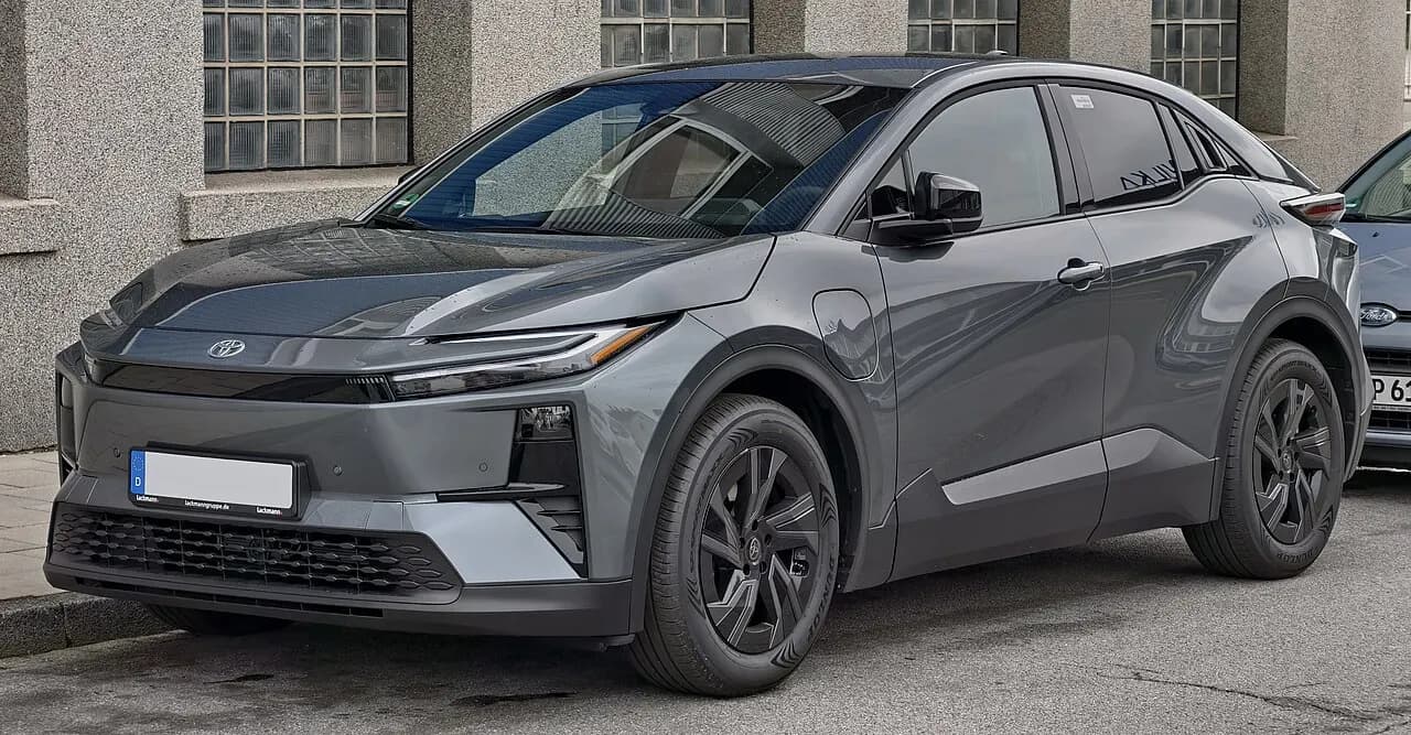 Toyota C-HR+ — Coupé SUV