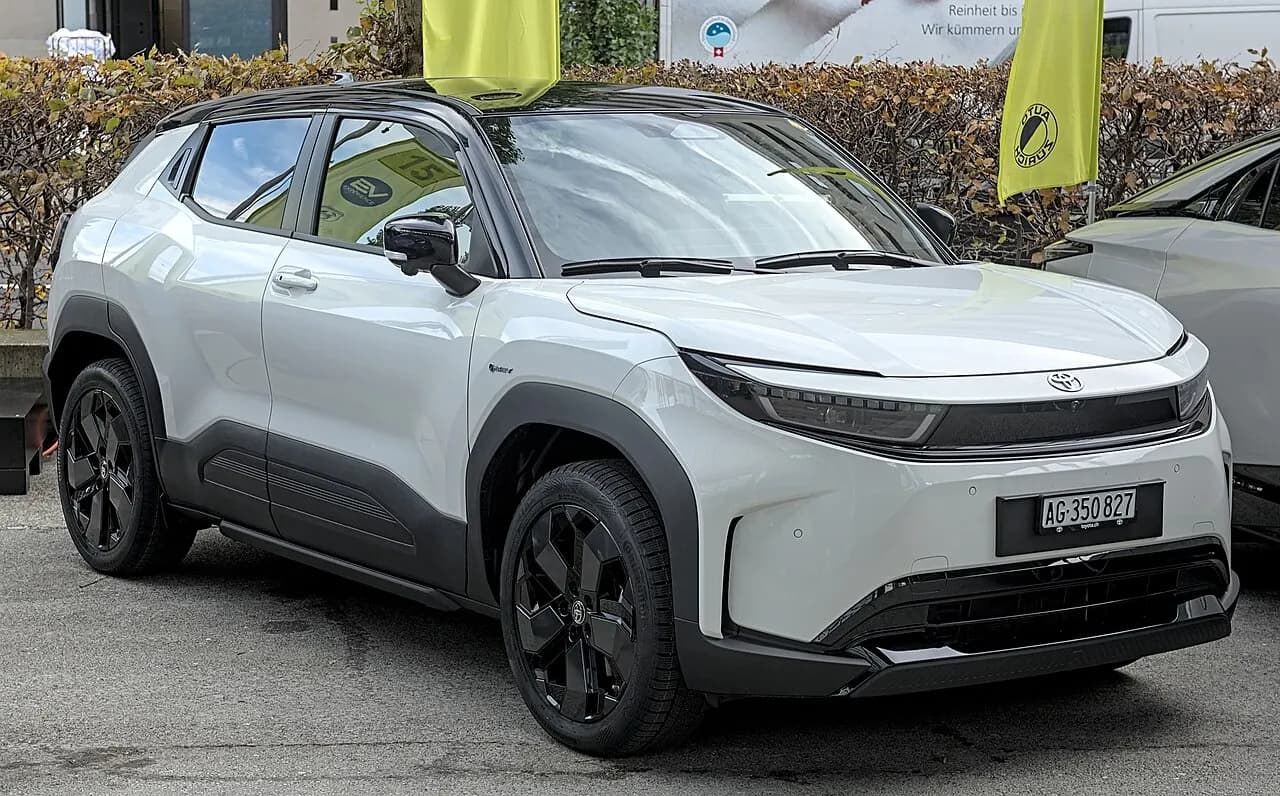 Toyota Urban Cruiser — SUV