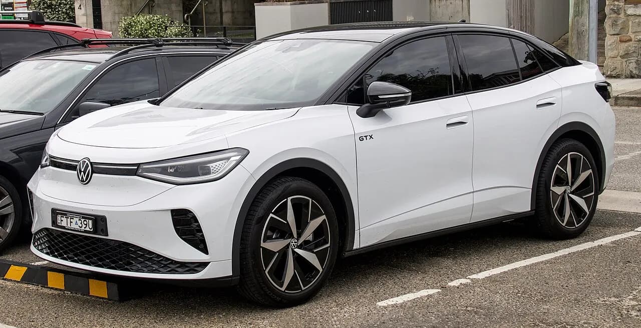 Volkswagen ID.5 — SUV Coupé