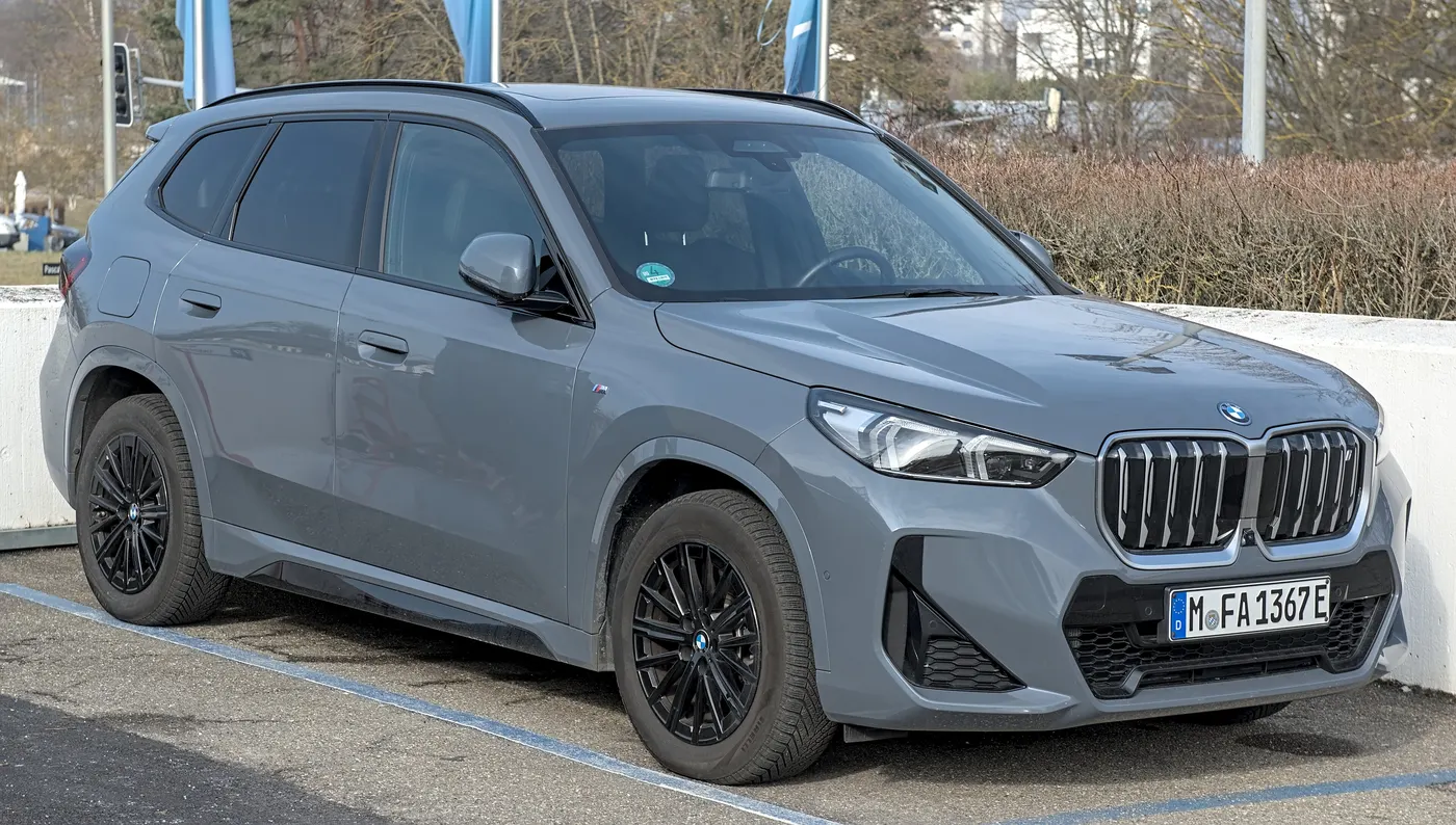 BMW iX1 — SUV