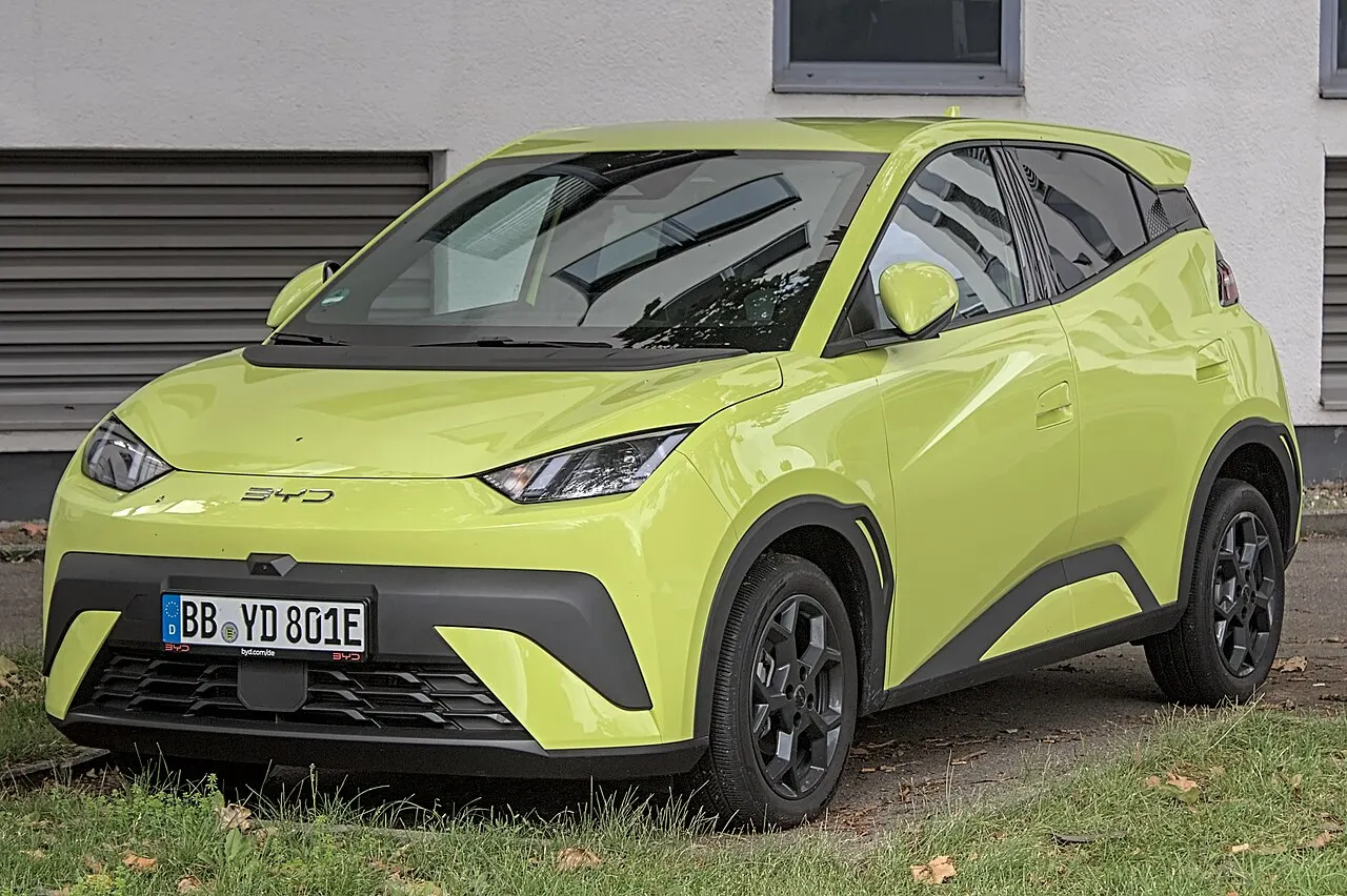 BYD Dolphin Surf — Hatchback