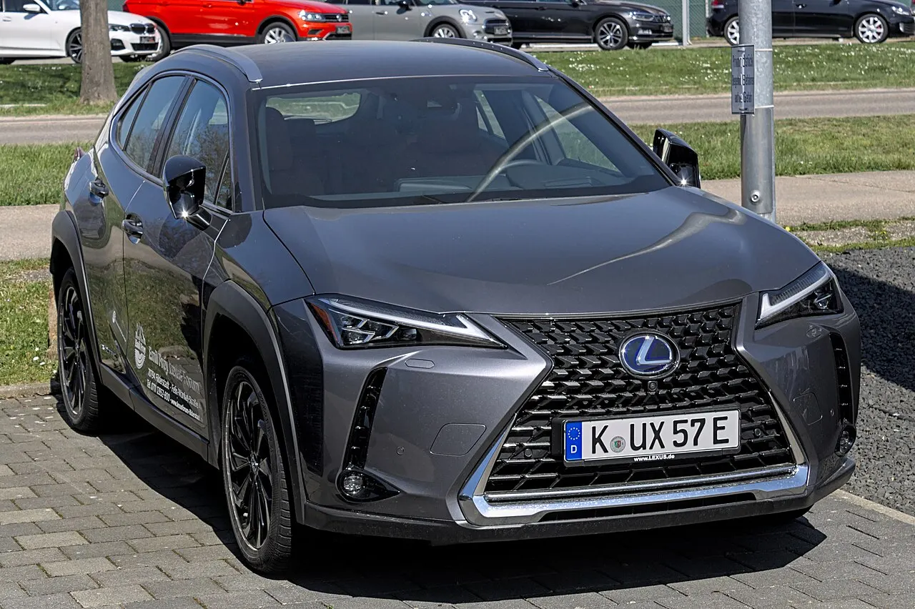 Lexus UX 300e