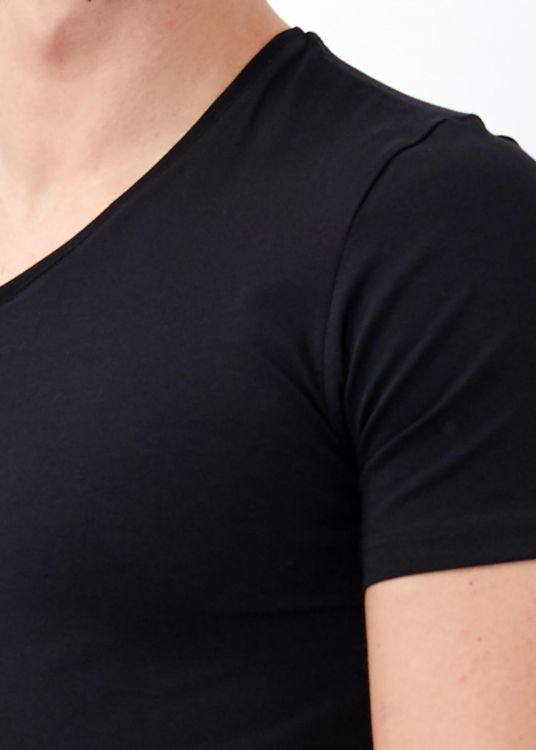 Men Black Slim Fit Lycra Basic T-Shirt - 3