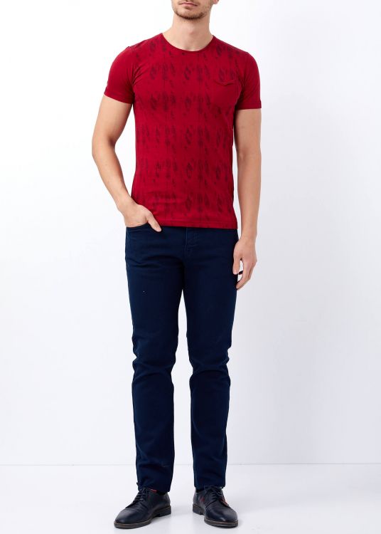 Men's Burgundy Pocket Scoop-Neck T-Shirt - 2